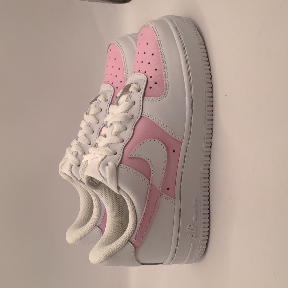 New Nike Air Force 1 Women's Custom Sneakers Pink/White Sz 5 - Picture 1 of 14